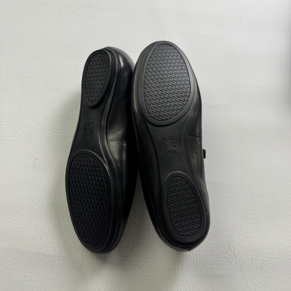 Naturalizer Maxwell MJ Black Leather Mary Jane Flat Women 8.5M Round Toe Comfort - Picture 5 of 14